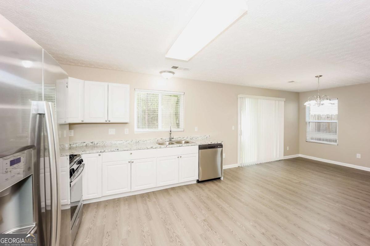 3530 Sable Glen Lane Property Photo 6