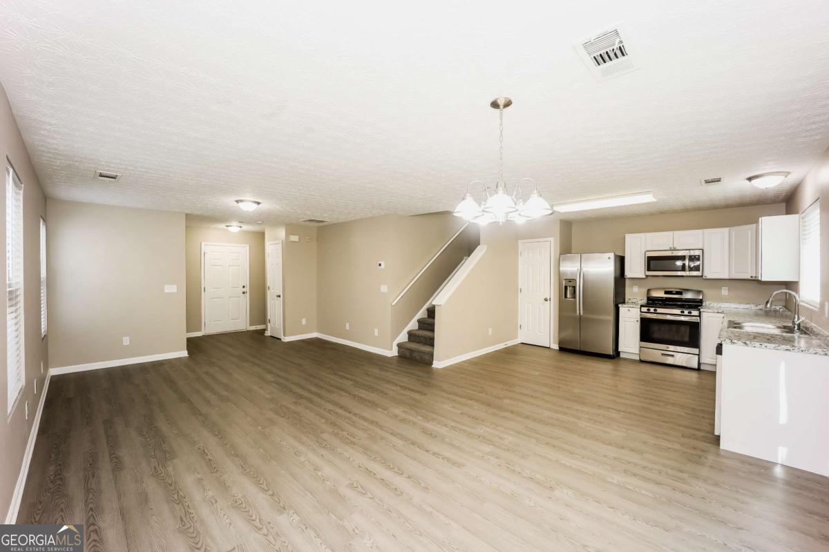 3530 Sable Glen Lane Property Photo 7