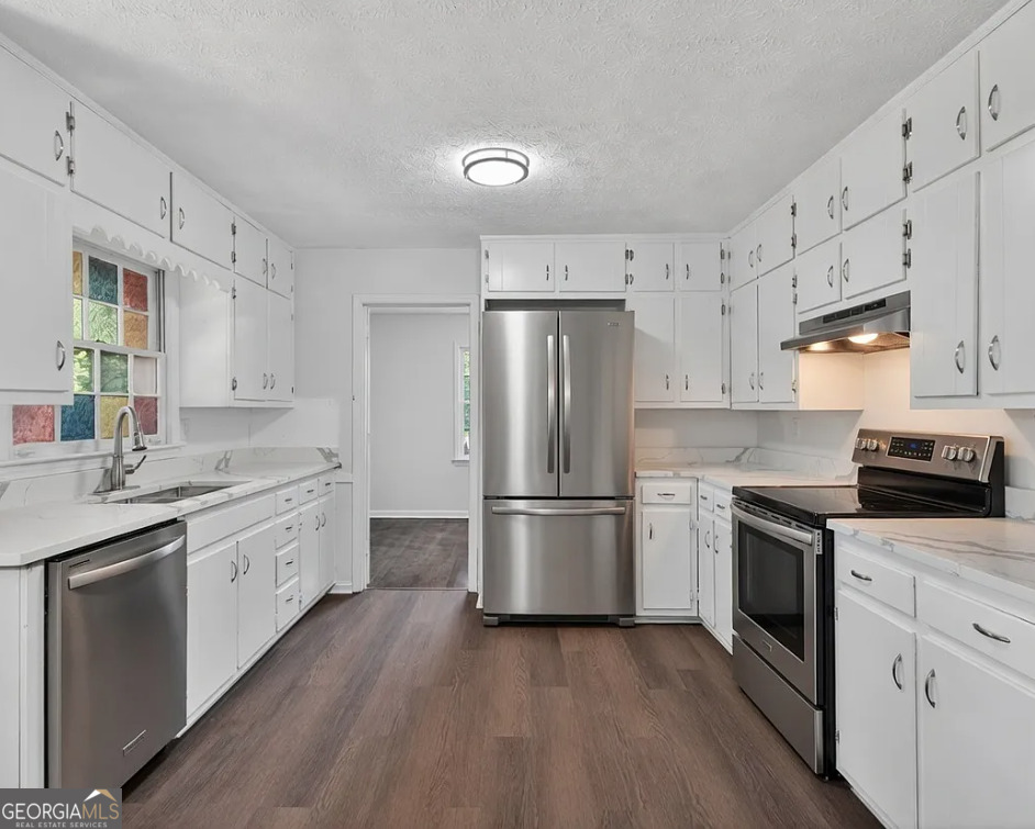 2164 Riverbrook Road Property Photo 4