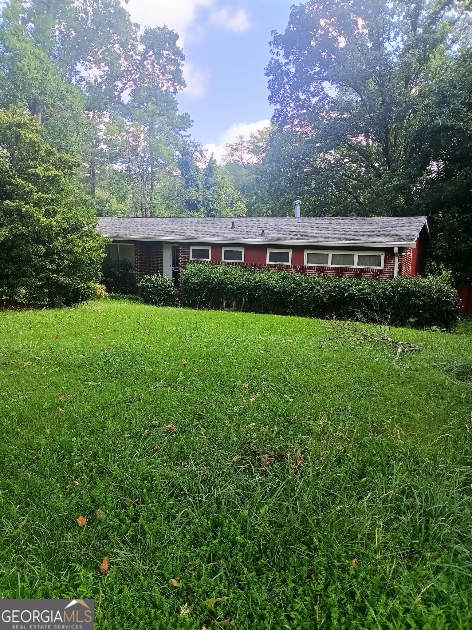 3479 Meadowlane Place SW
