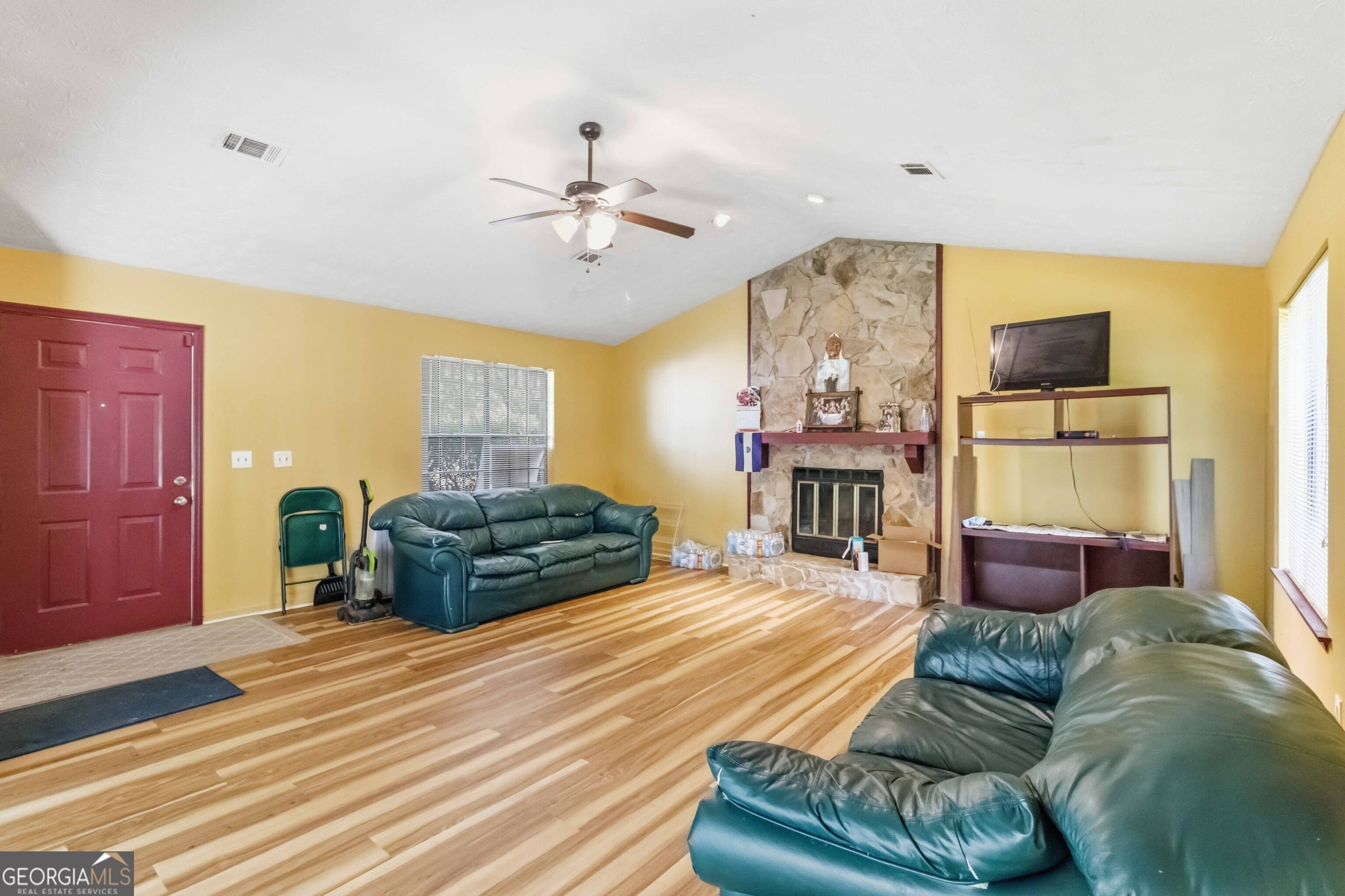 5556 Weatherford Road Property Photo 5