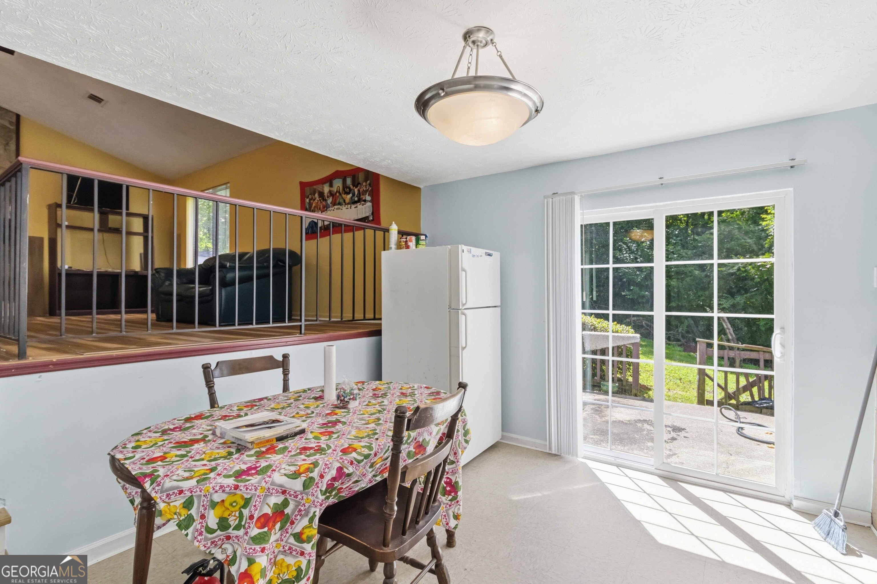5556 Weatherford Road Property Photo 8