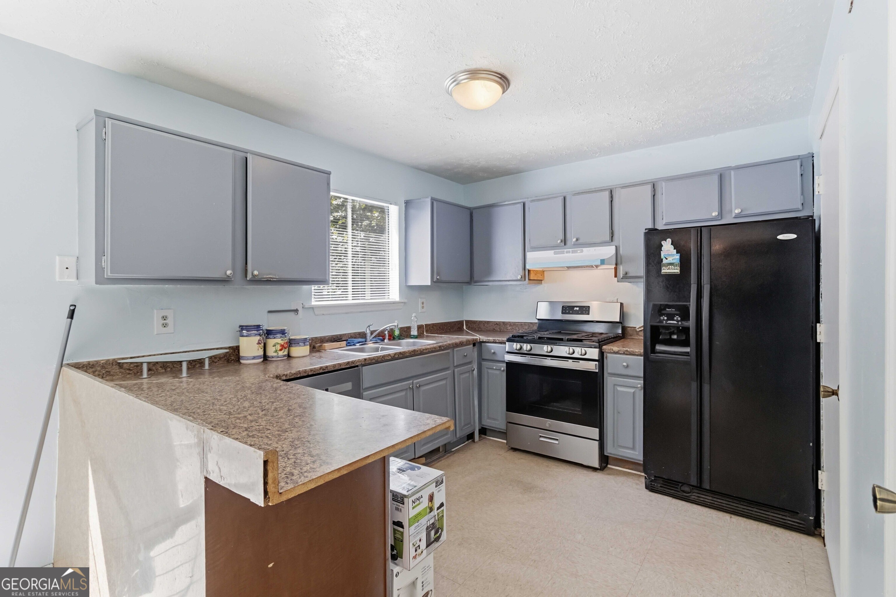 5556 Weatherford Road Property Photo 10