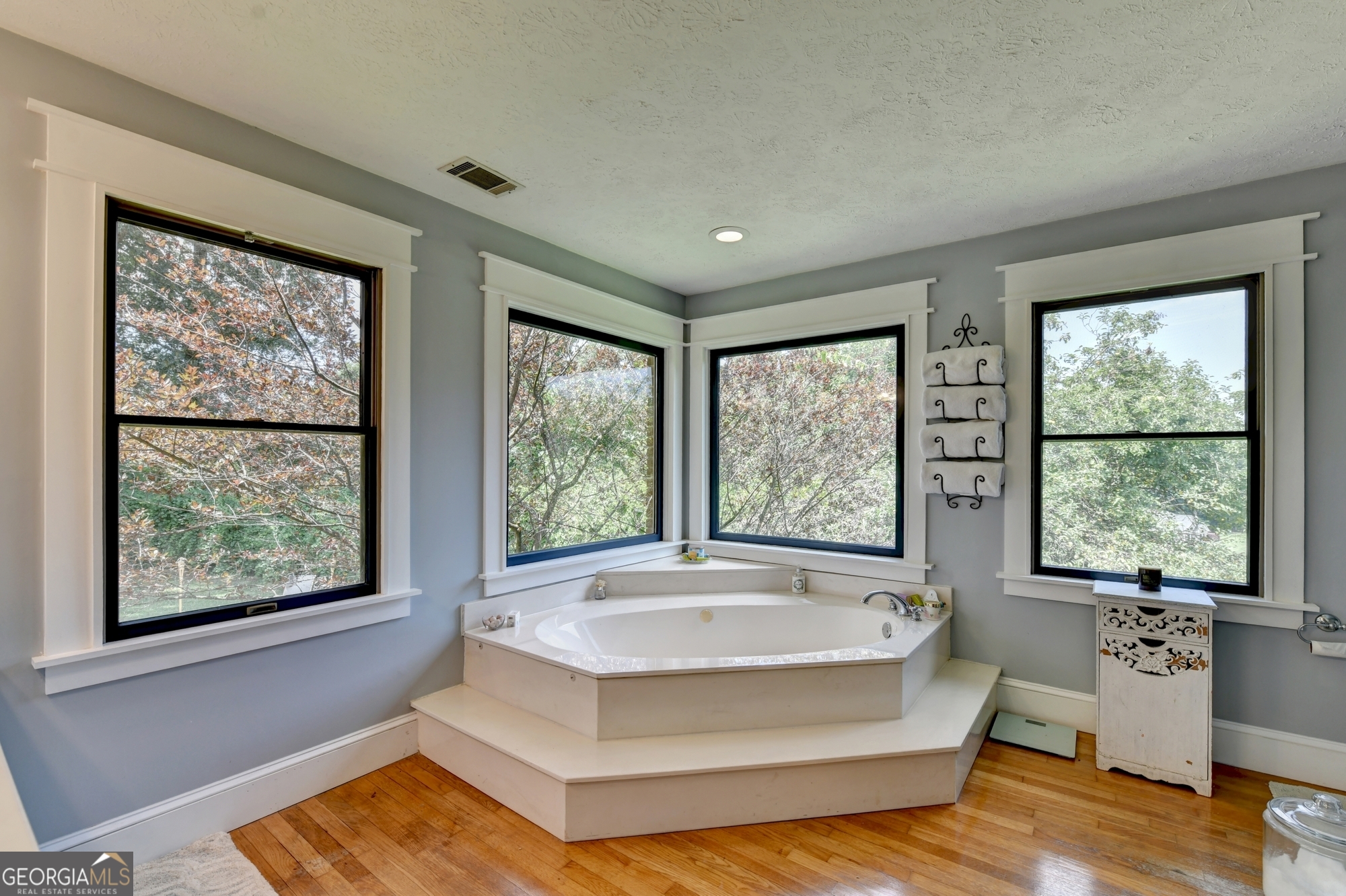 4525 Bold Springs Road Property Photo 34
