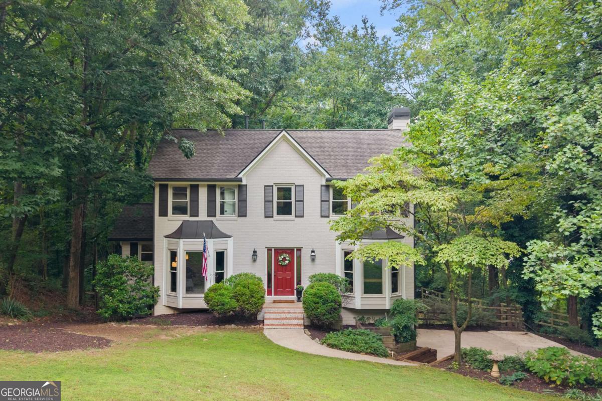 1811 Yorkshire Drive Property Photo 1