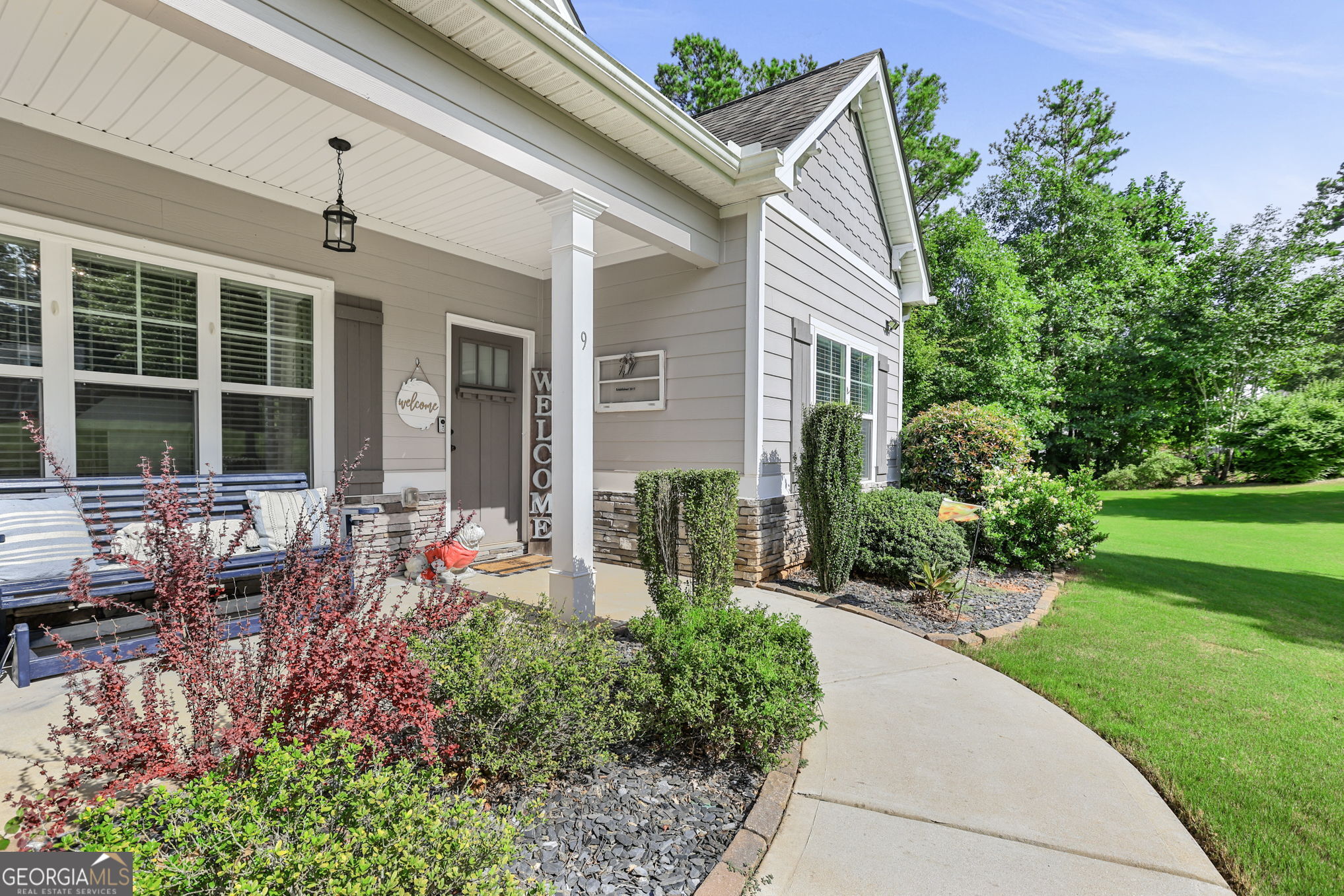 9 Couch Court Property Photo 1