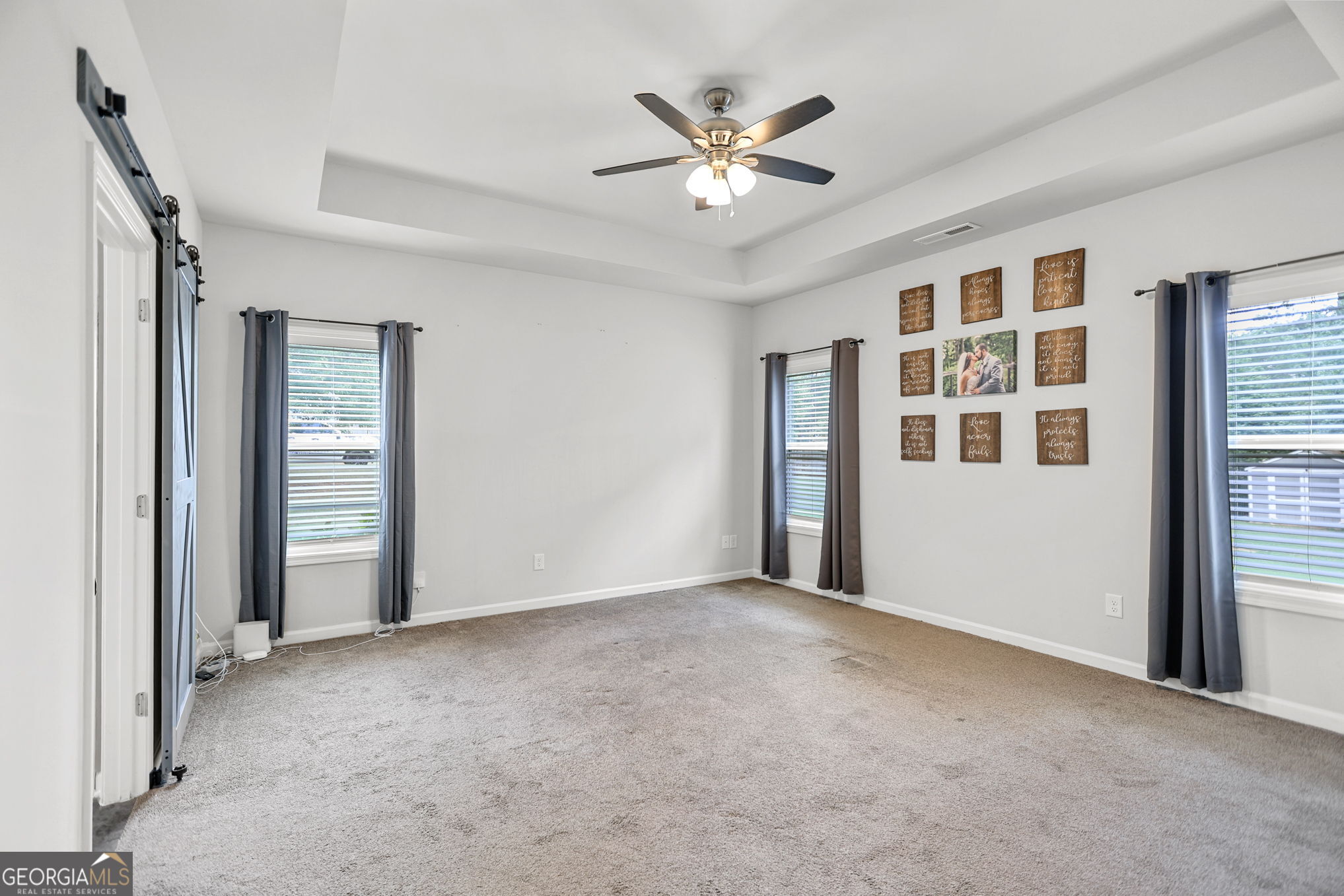 9 Couch Court Property Photo 4