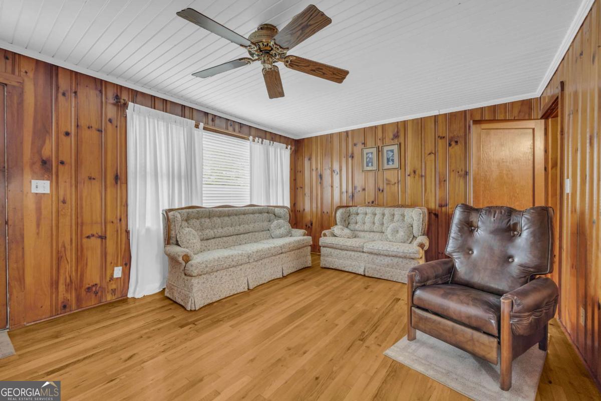 625 Ila Road Property Photo 12