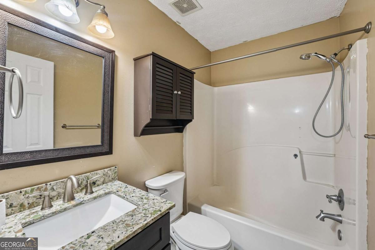 1036 Pepper Circle Nw Property Photo 23