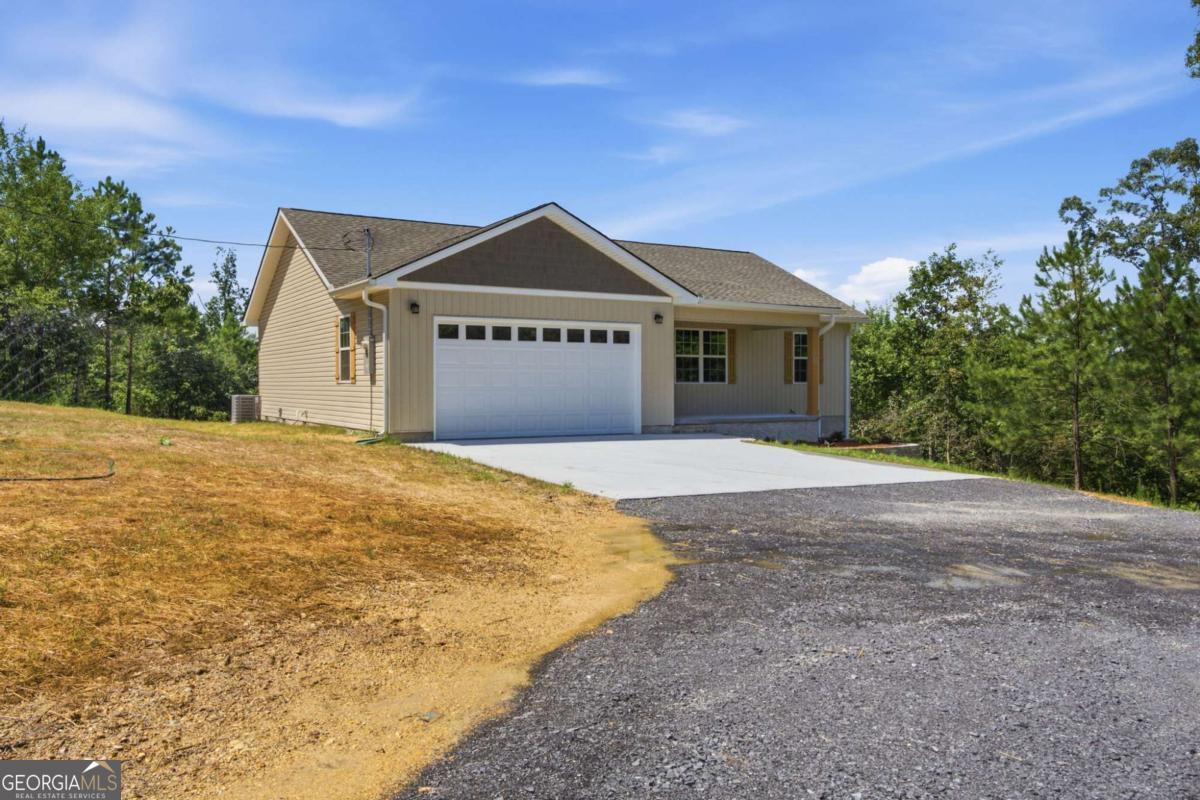 818 Joe Robertson Road Property Photo 3