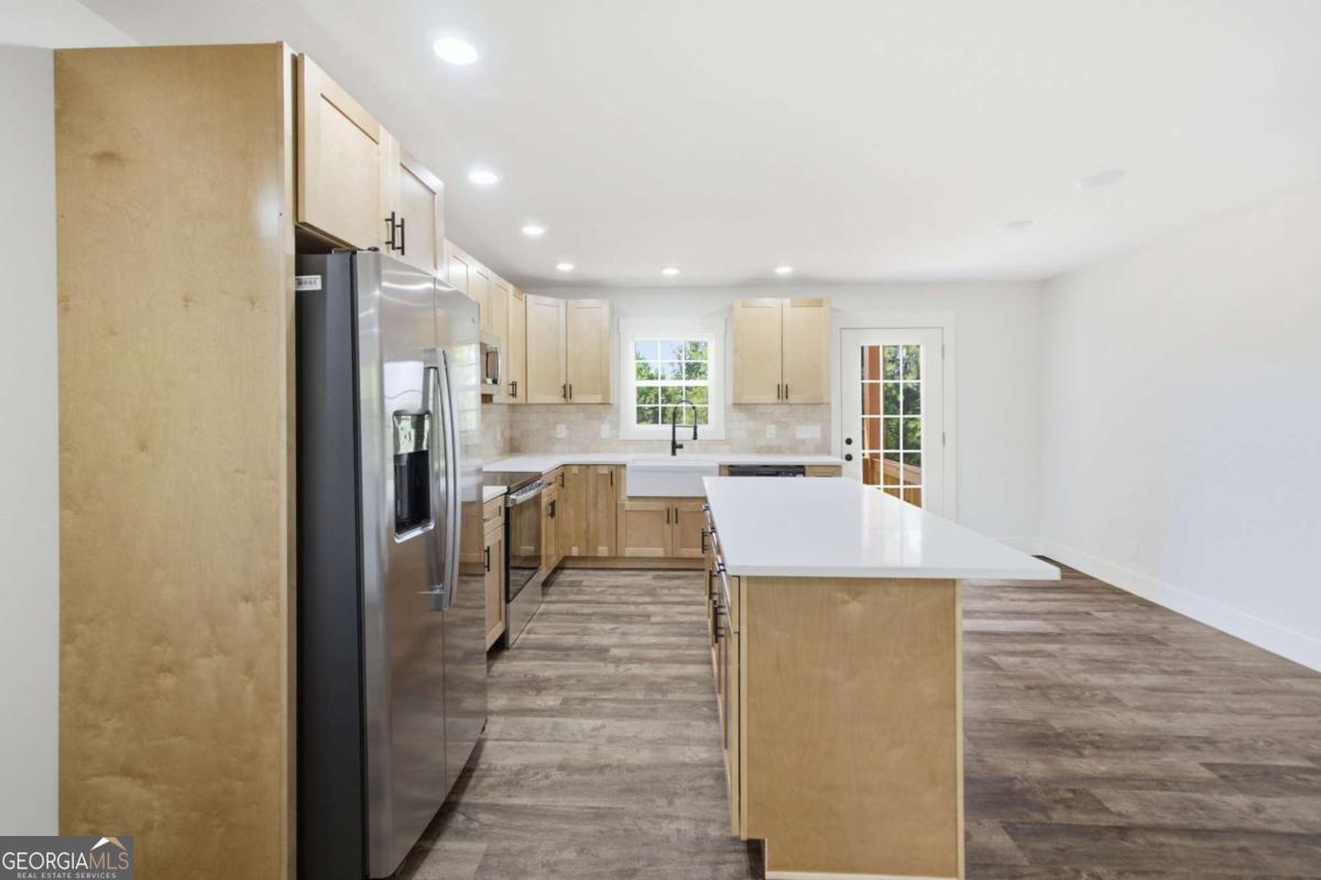 818 Joe Robertson Road Property Photo 8