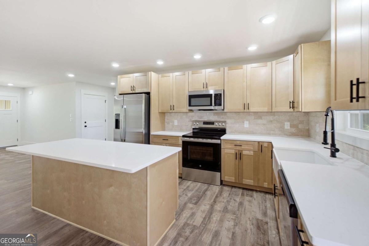 818 Joe Robertson Road Property Photo 11