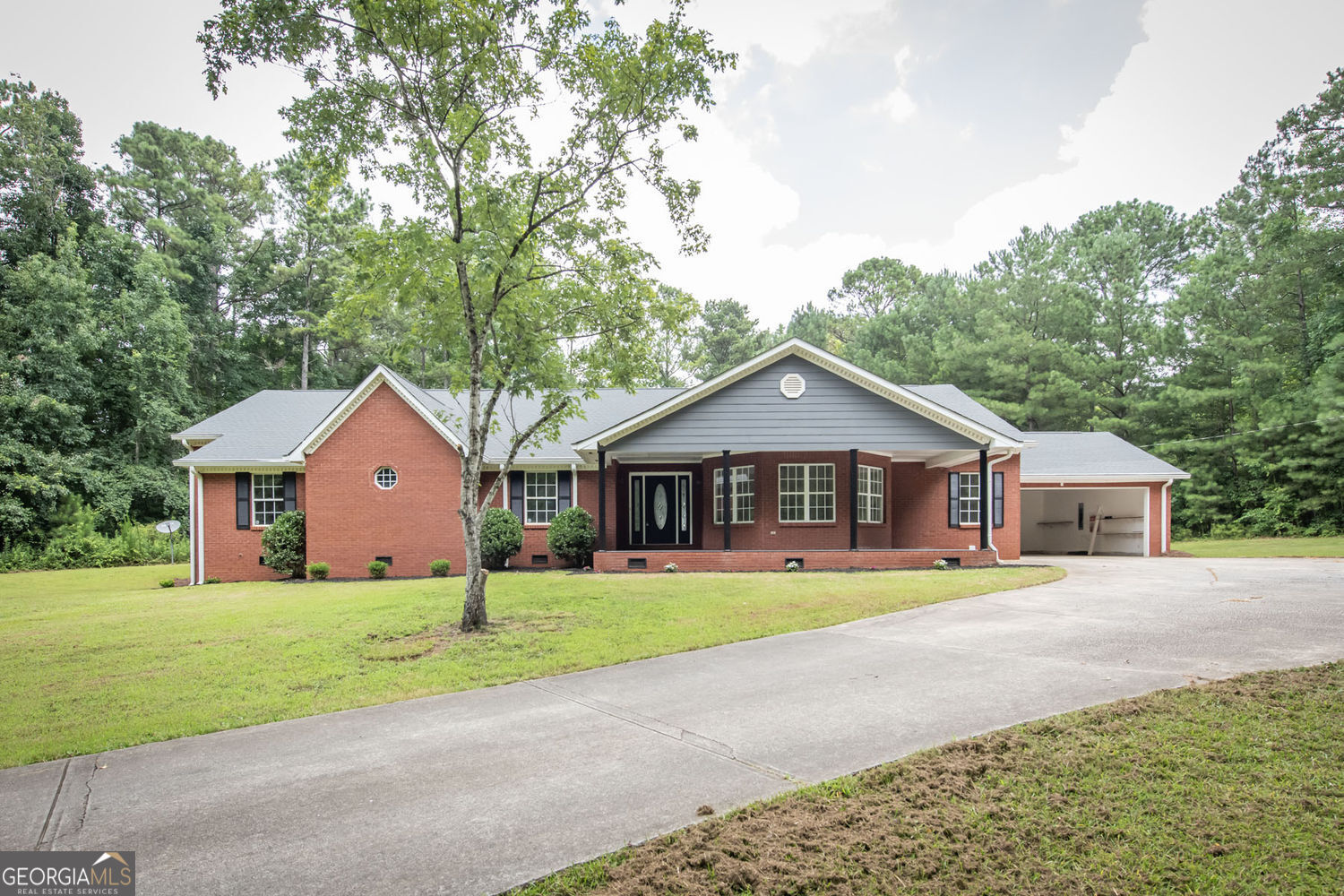 2165 Bakers Bridge Road Property Photo 1