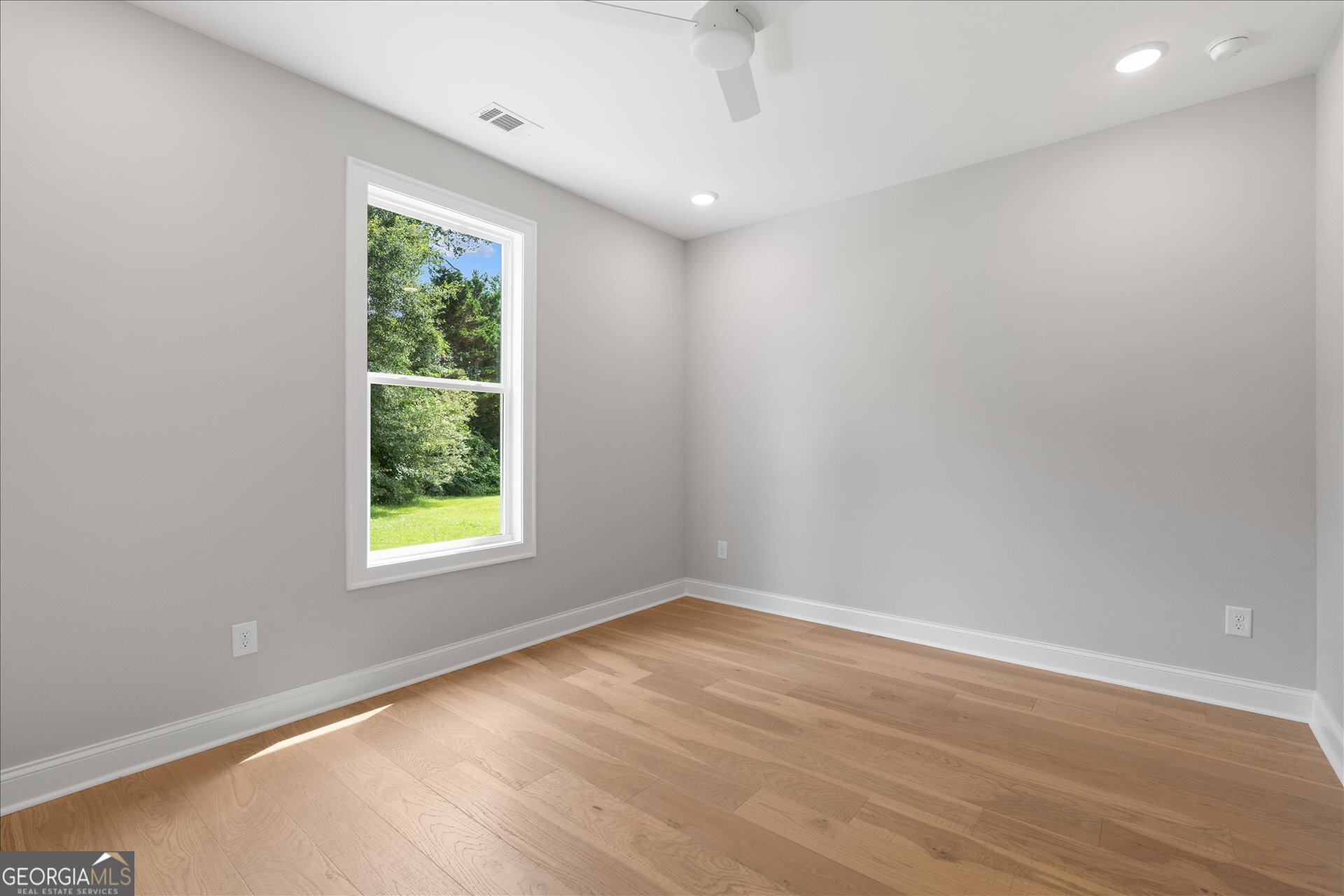 10 Colonial Drive Property Photo 25