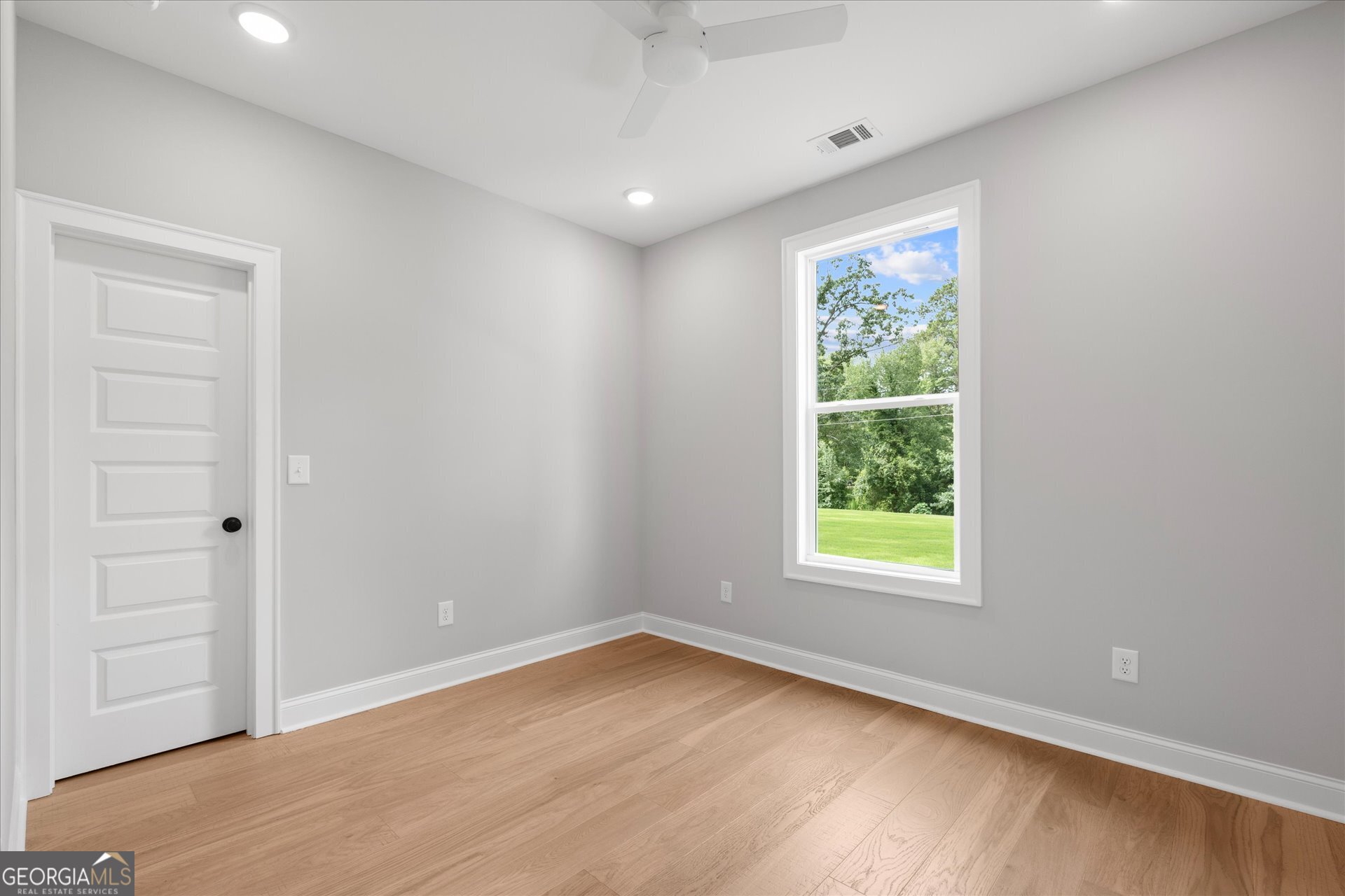 10 Colonial Drive Property Photo 28