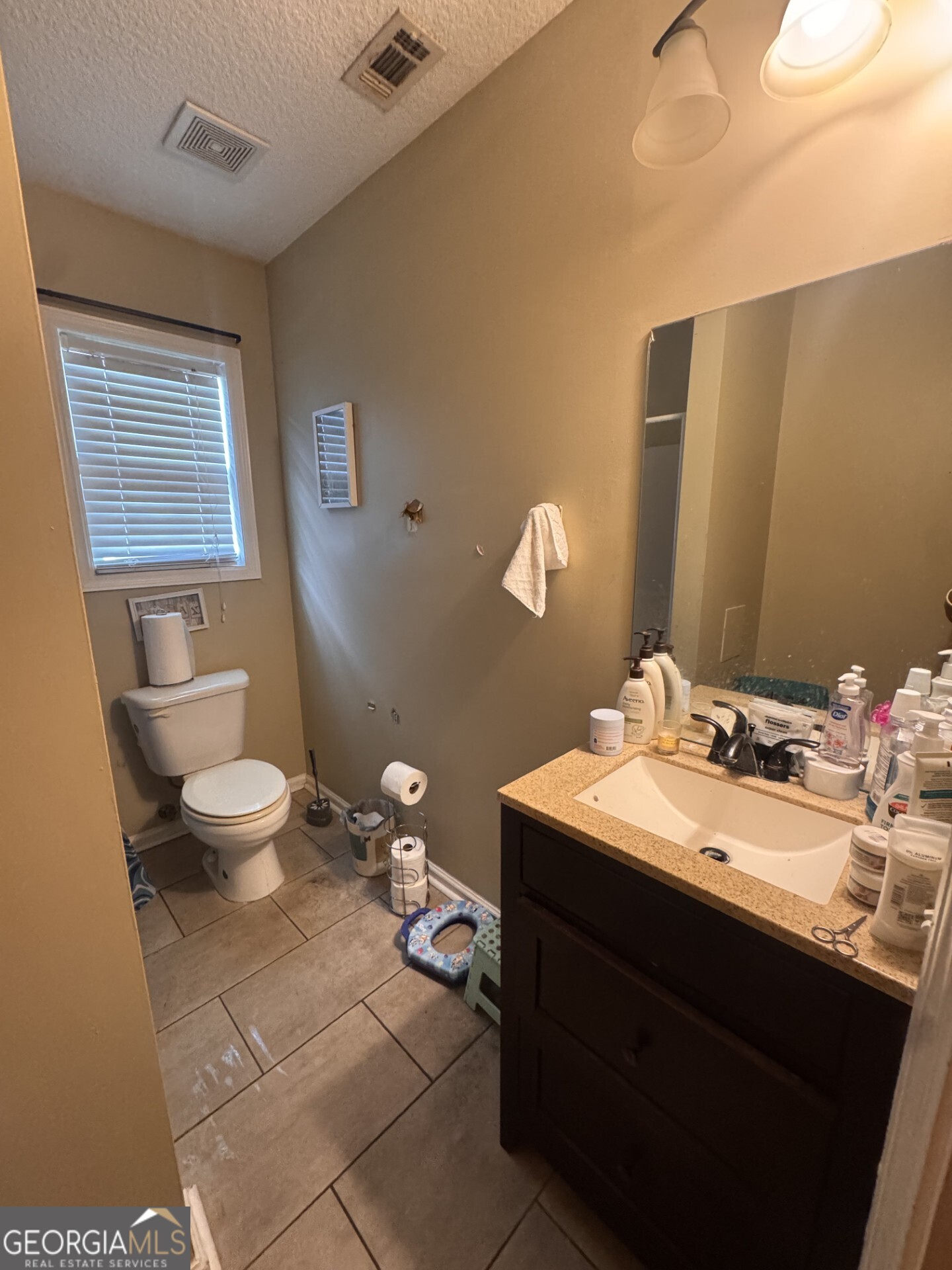 2723 Altama Avenue Property Photo 10