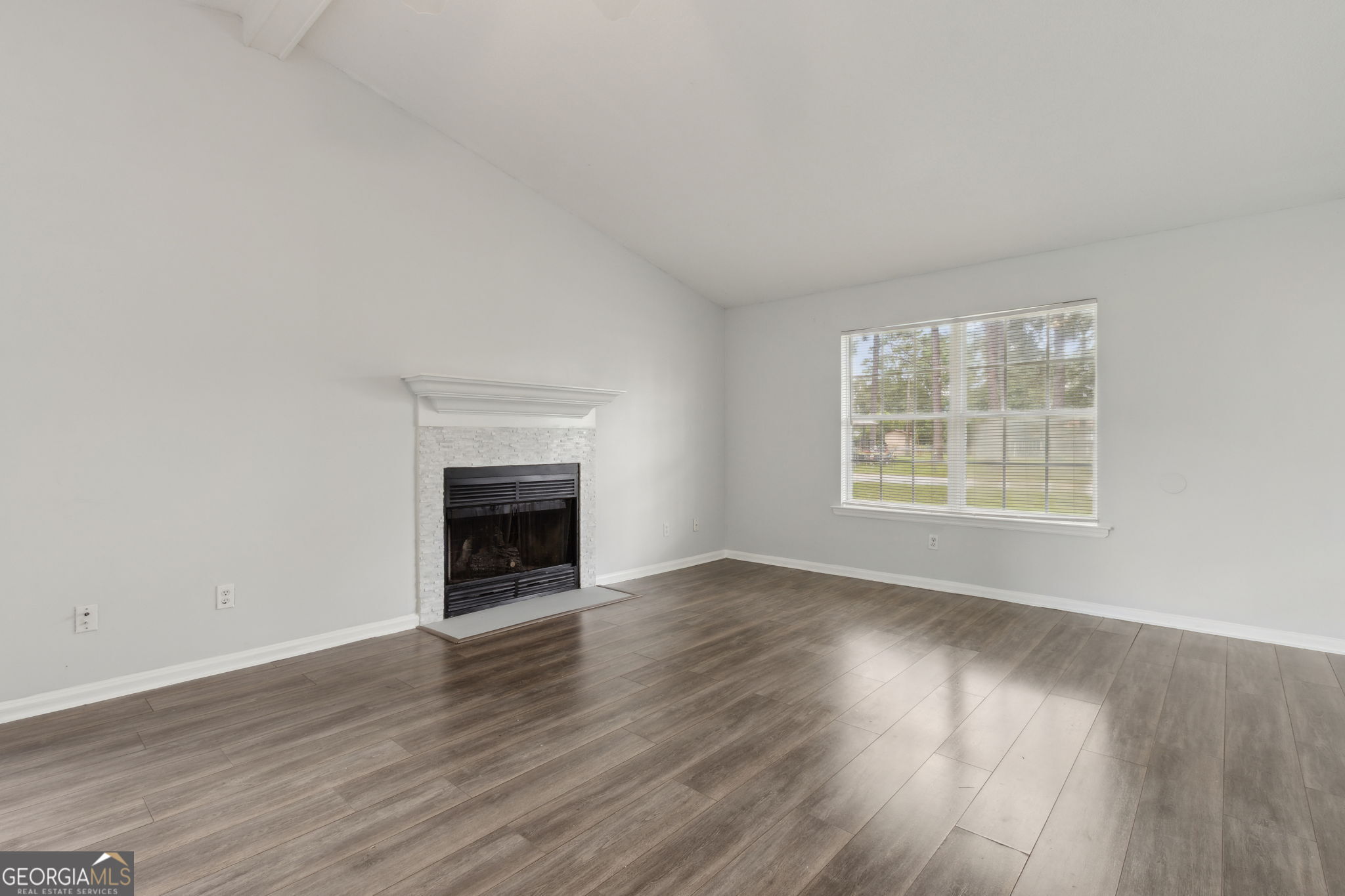 145 Maplehurst Drive Property Photo 6