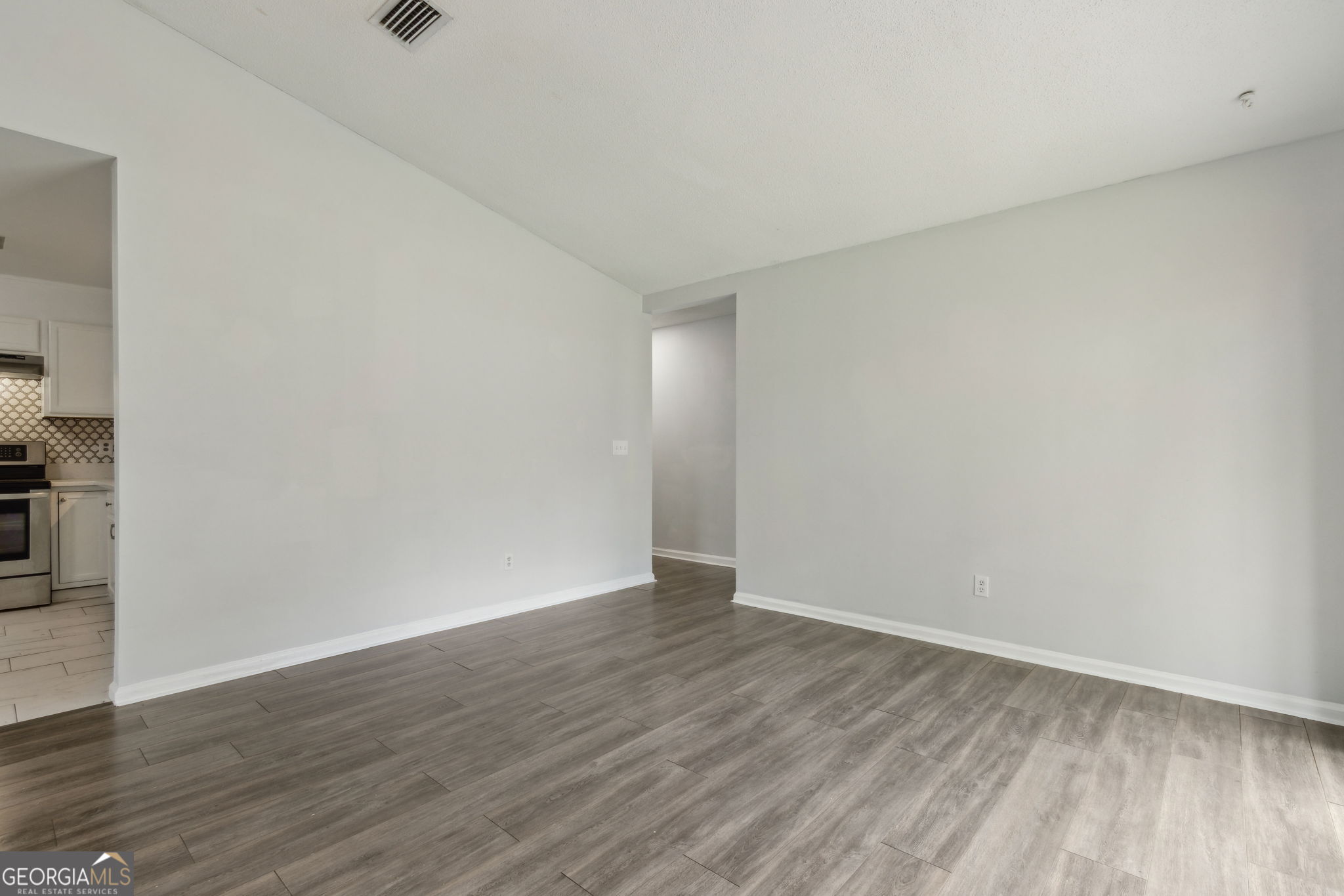 145 Maplehurst Drive Property Photo 12