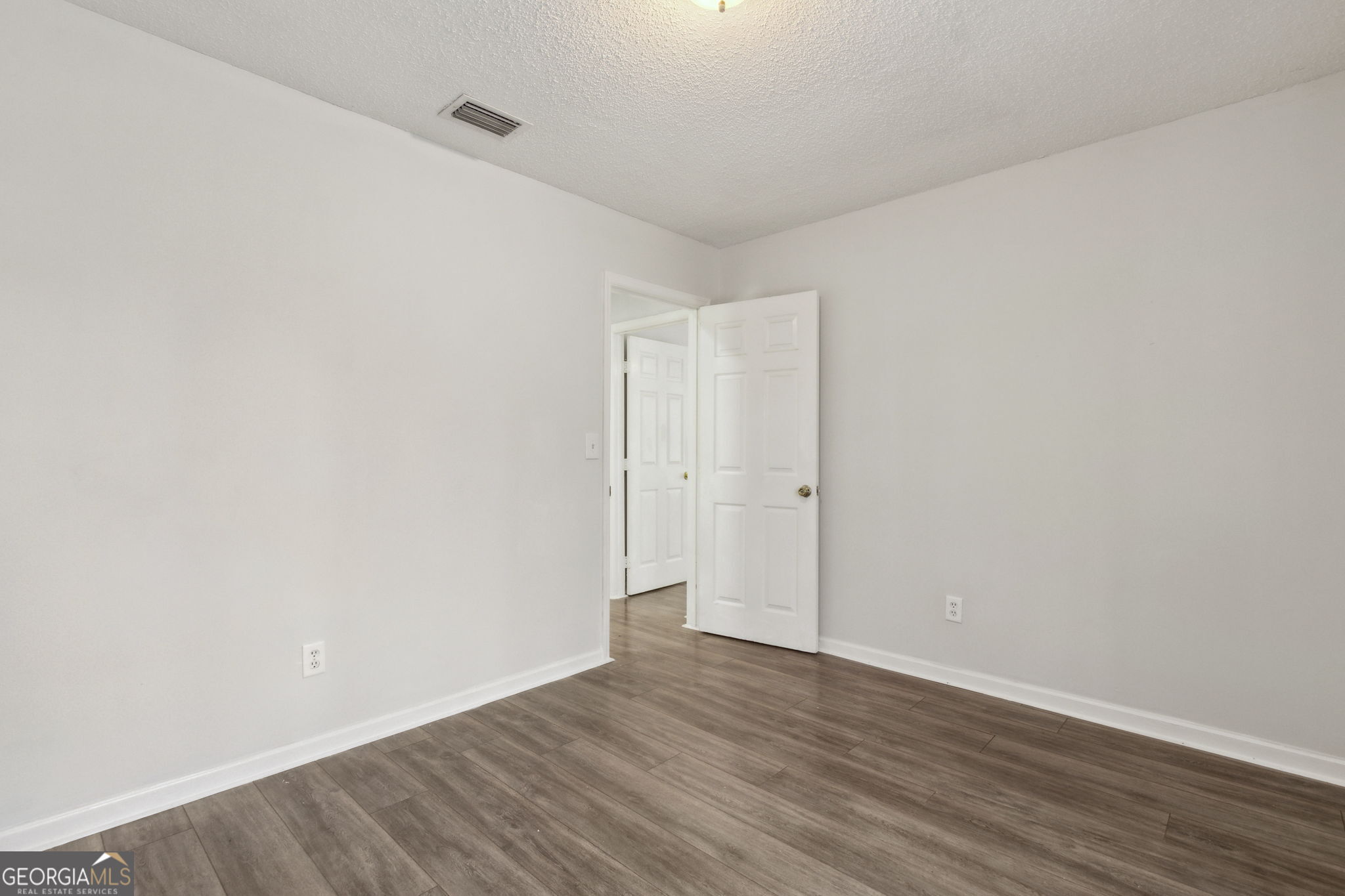 145 Maplehurst Drive Property Photo 28