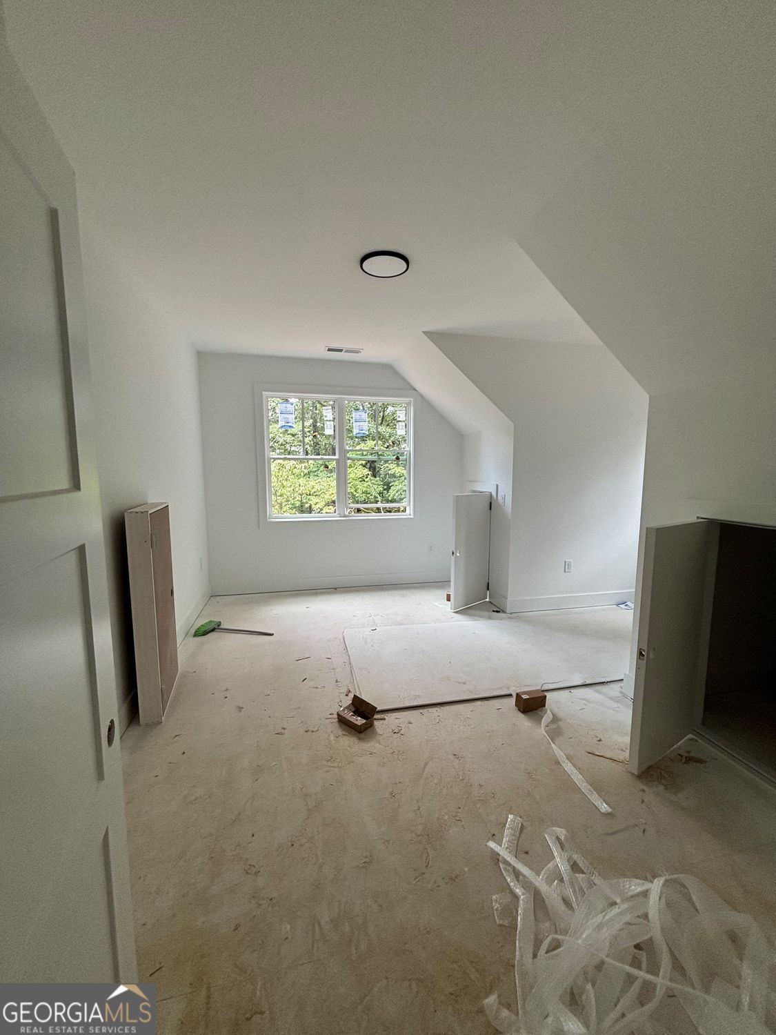 20 Falcon Circle Property Photo 18