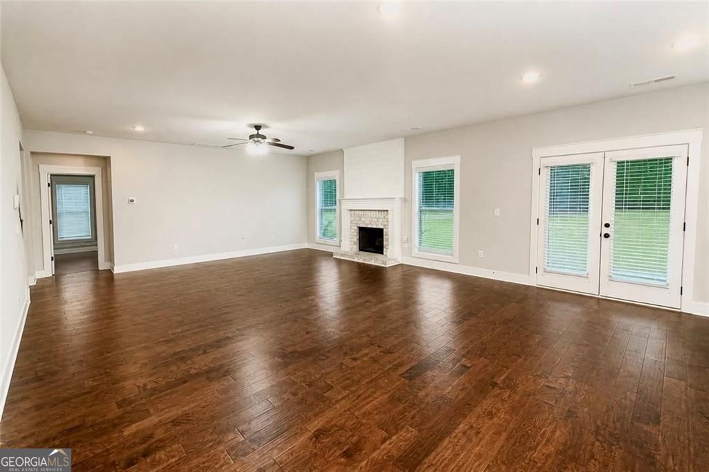 150 Peppertree Drive Property Photo 9