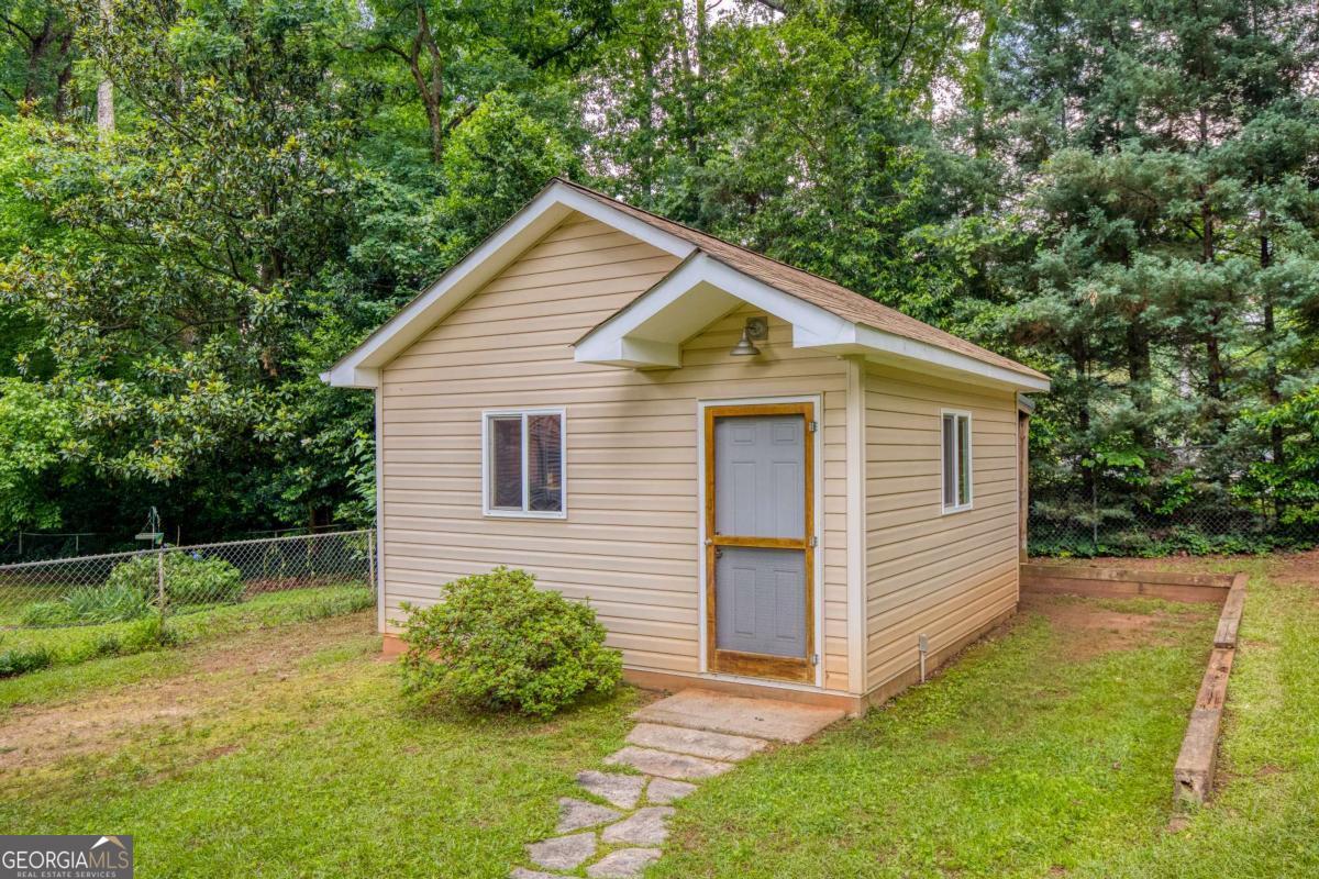 515 Scott Circle Property Photo 16