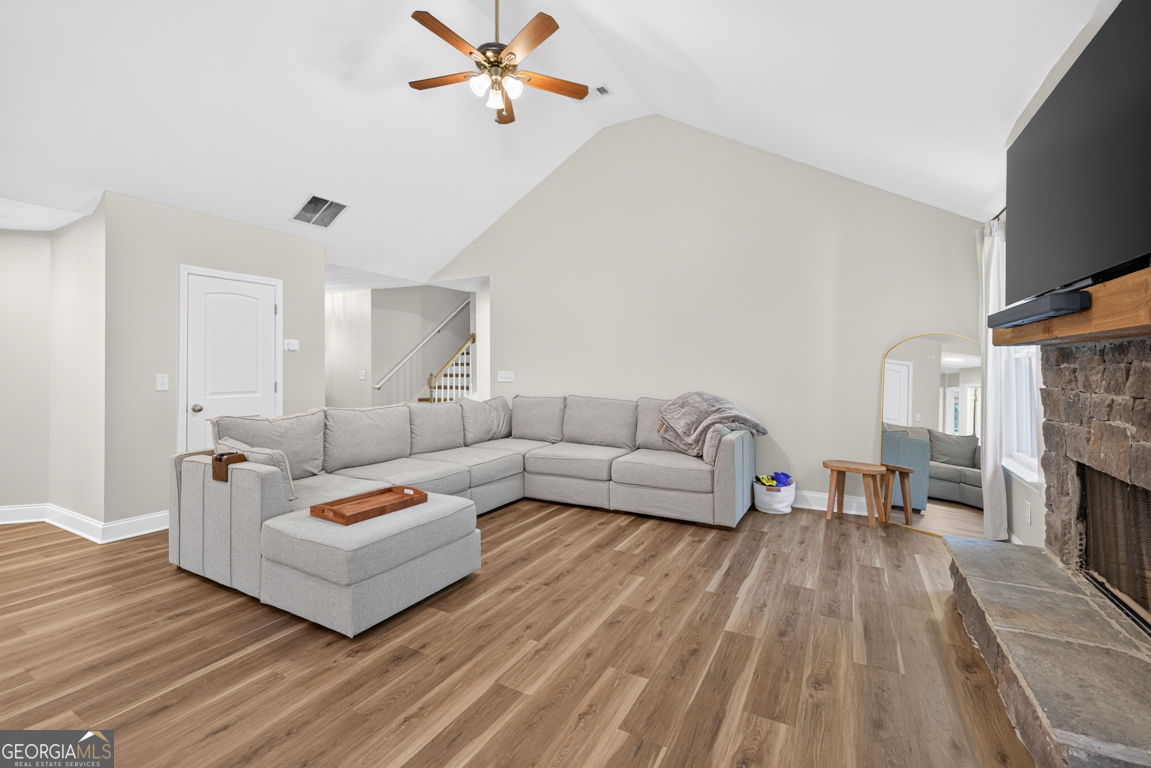 2565 Aaron Court Property Photo 7