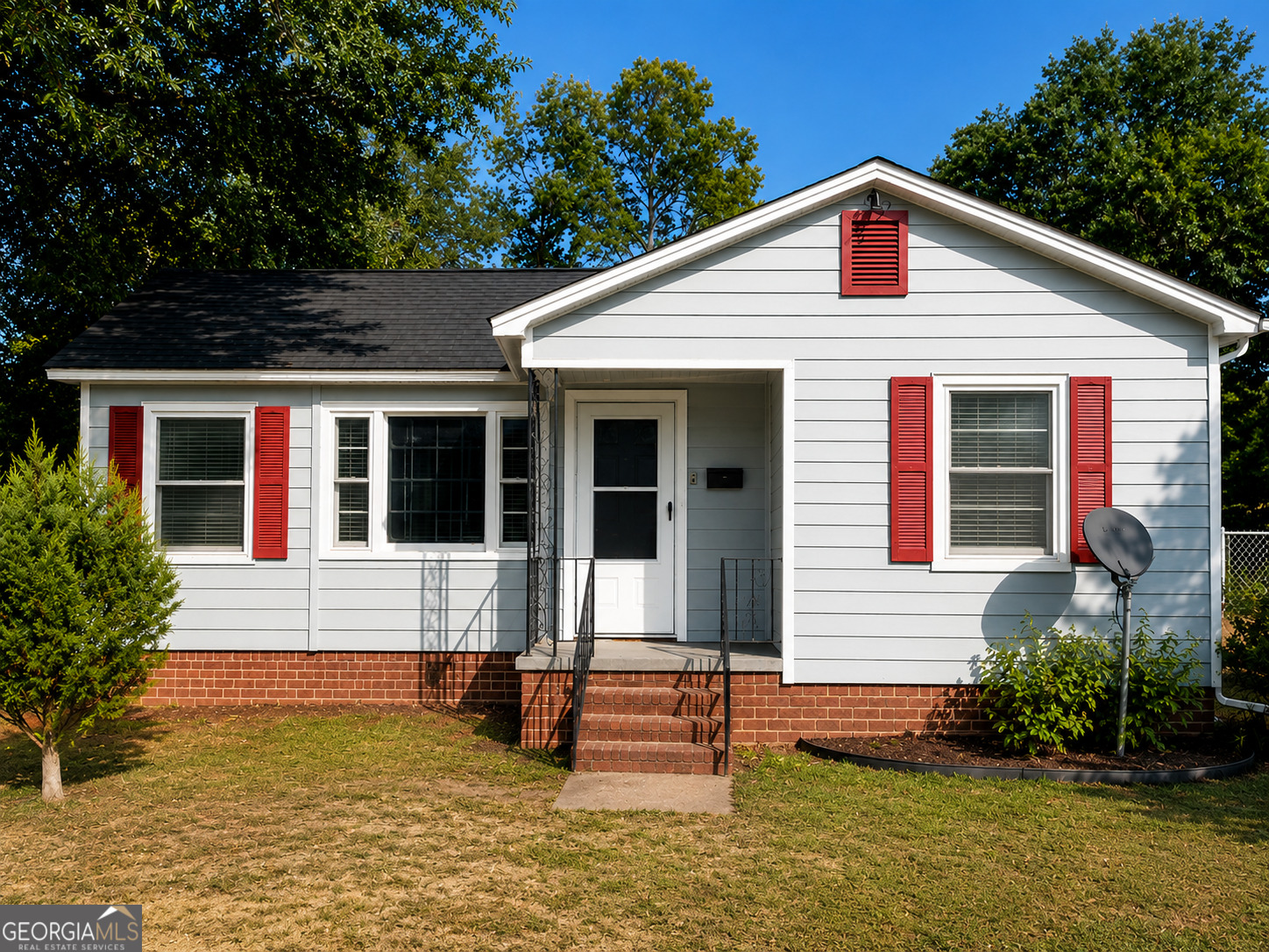1540 Burton Avenue Property Photo 1