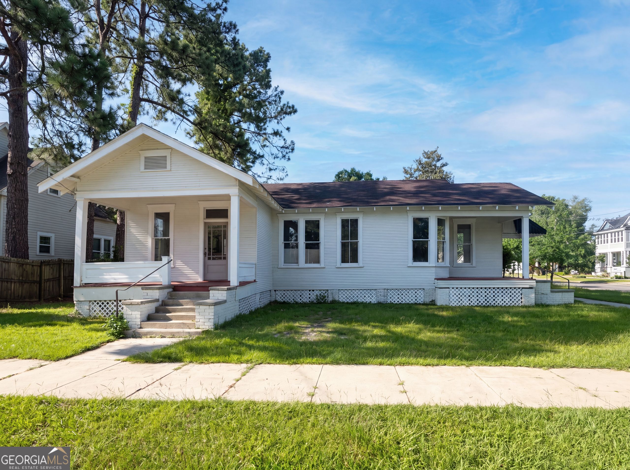 809 Mary Street Property Photo 1