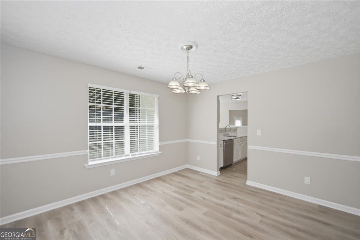 9229 Carnes Crossing Circle Property Photo 17