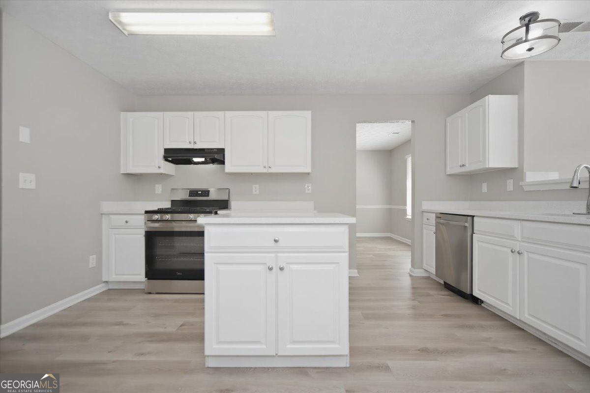 9229 Carnes Crossing Circle Property Photo 21