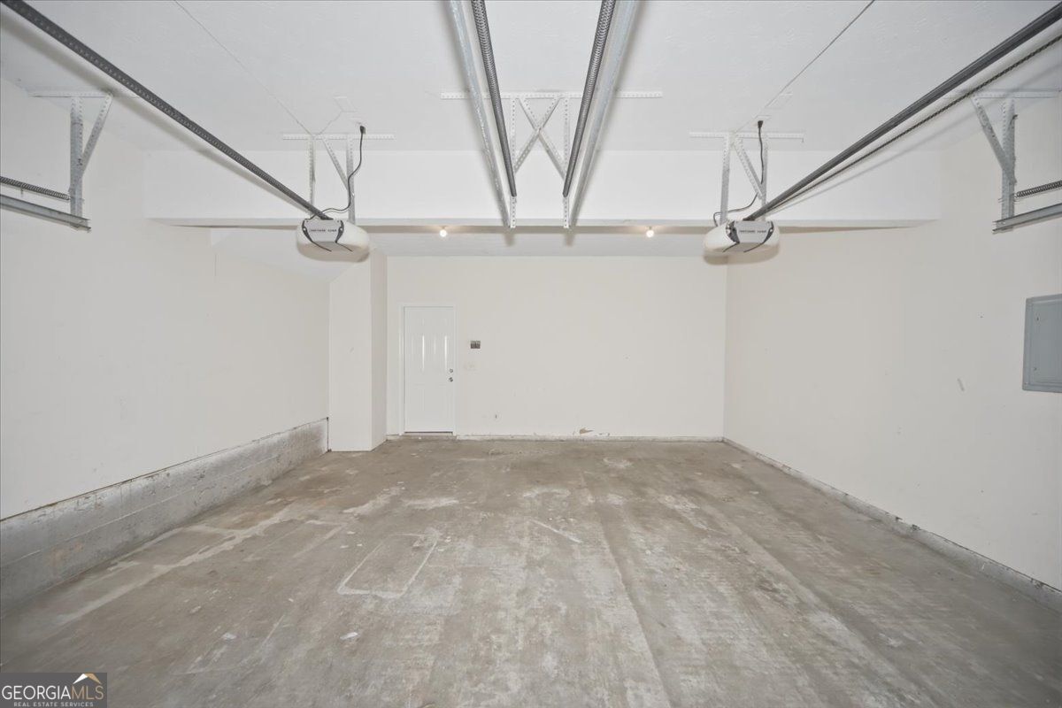9229 Carnes Crossing Circle Property Photo 43