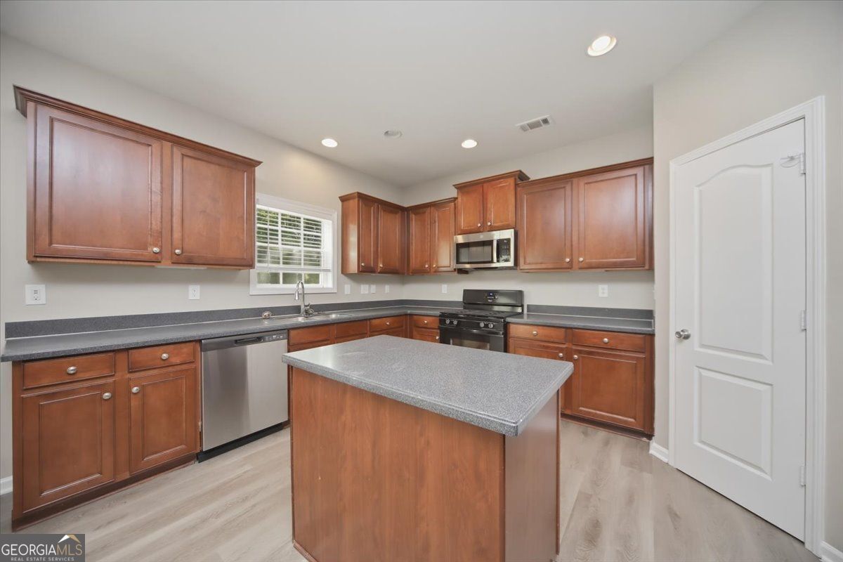 861 Wisteria View Court Property Photo 24