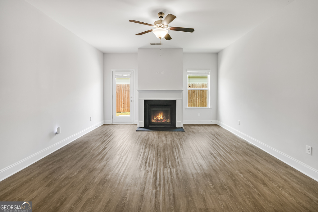 24 Castlemoor Loop Property Photo 3