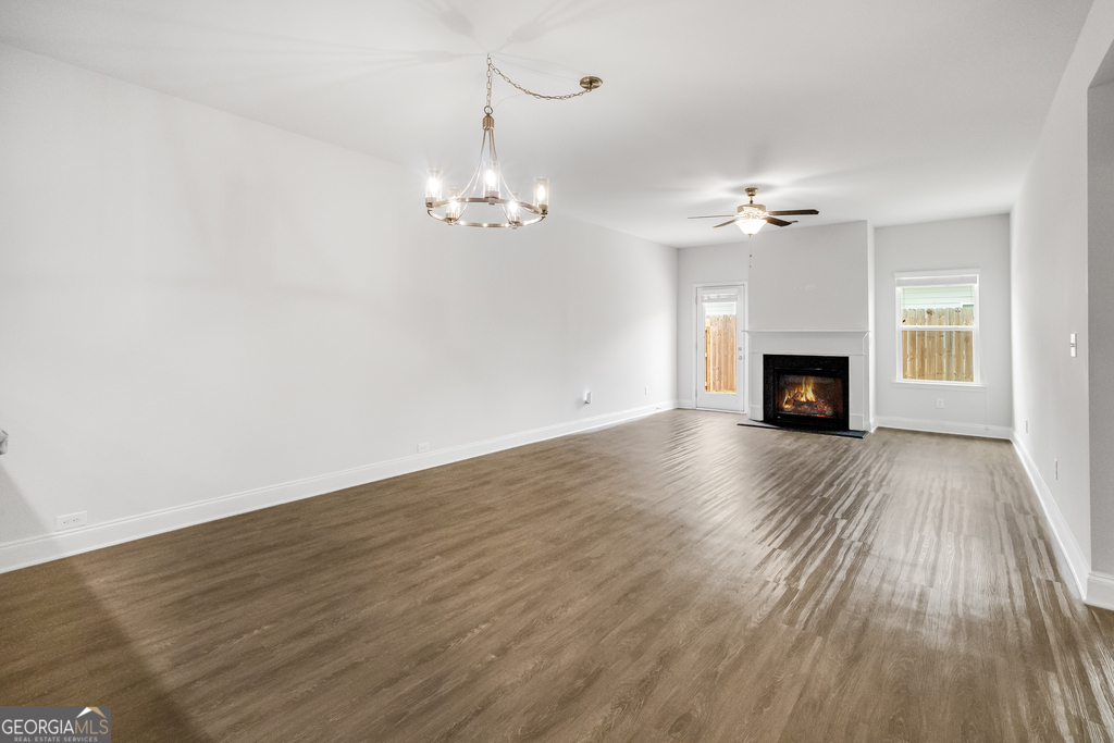 24 Castlemoor Loop Property Photo 5