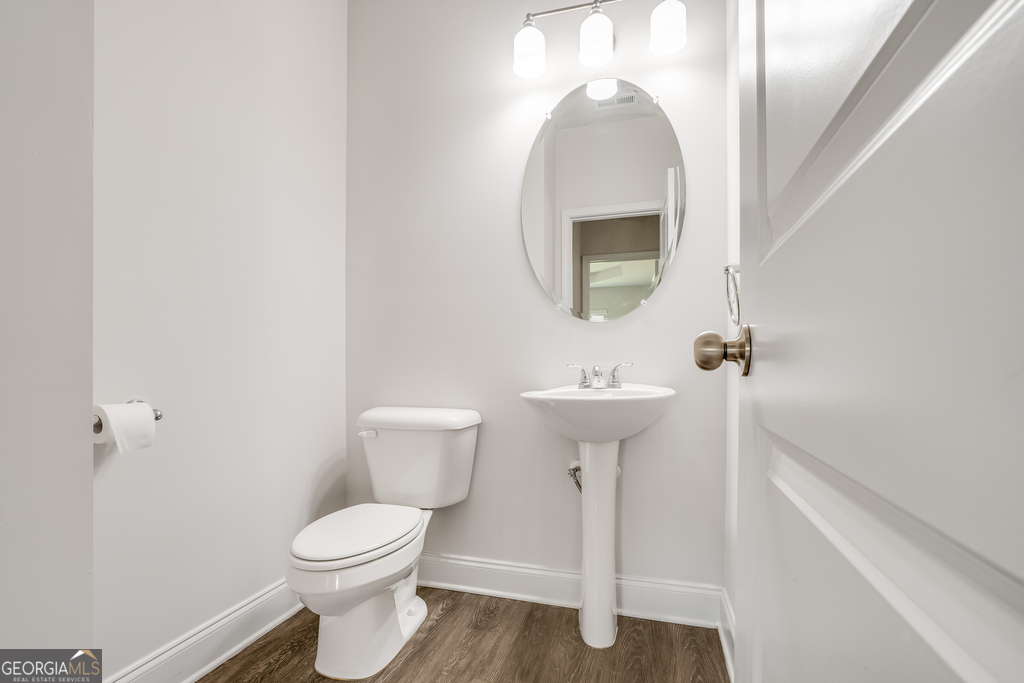24 Castlemoor Loop Property Photo 11