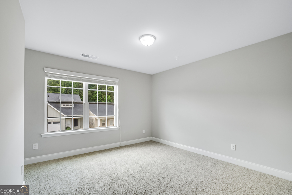 24 Castlemoor Loop Property Photo 22