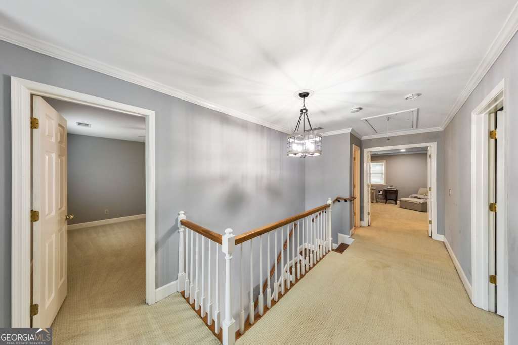 573 N Palisades Circle Se Property Photo 23