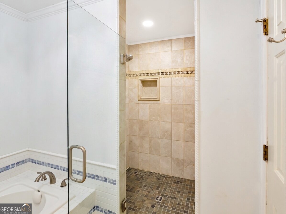 573 N Palisades Circle Se Property Photo 28