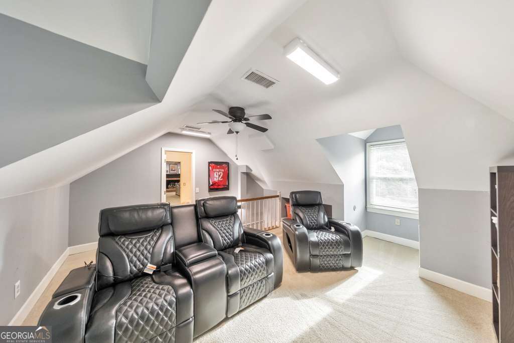 573 N Palisades Circle Se Property Photo 30