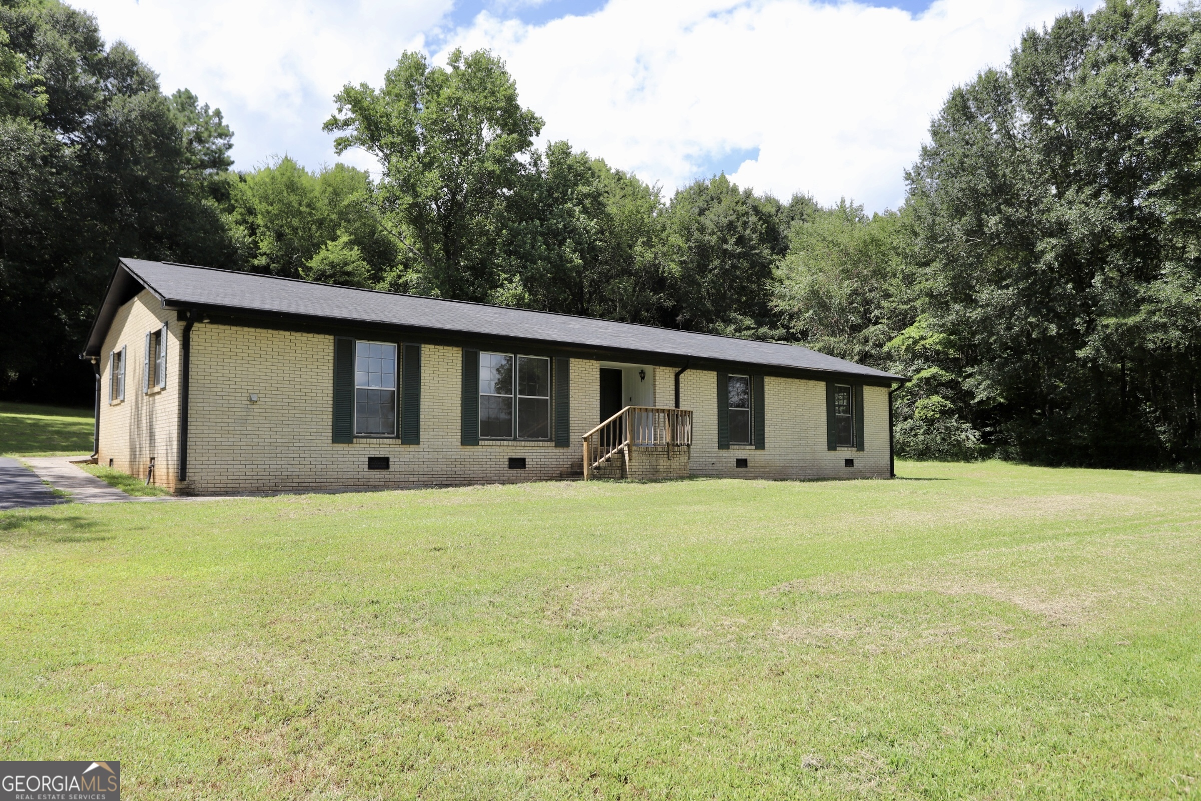 145 Scoggins Trail Property Photo 1