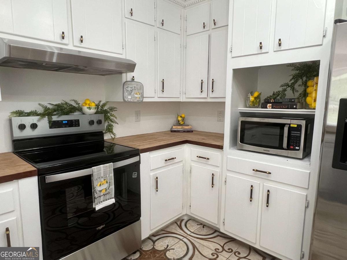 5262 Kurt Lane Sw Property Photo 6