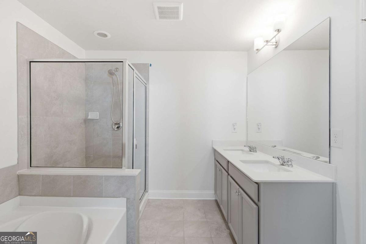 1611 Falcon Crest Way Property Photo 20