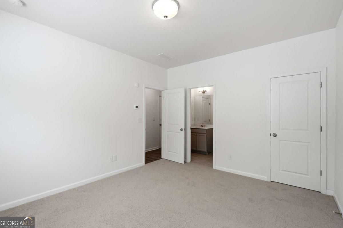1611 Falcon Crest Way Property Photo 31