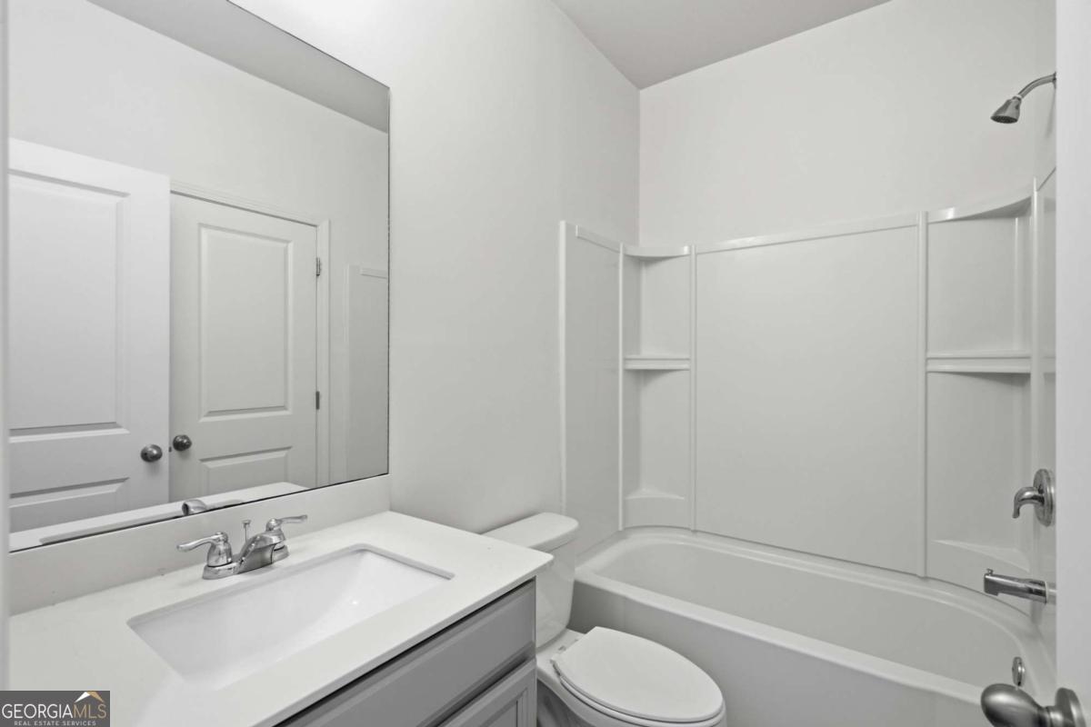 1611 Falcon Crest Way Property Photo 33