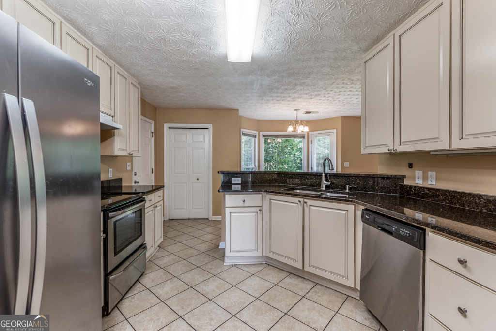 4031 Dream Catcher Drive Property Photo 8