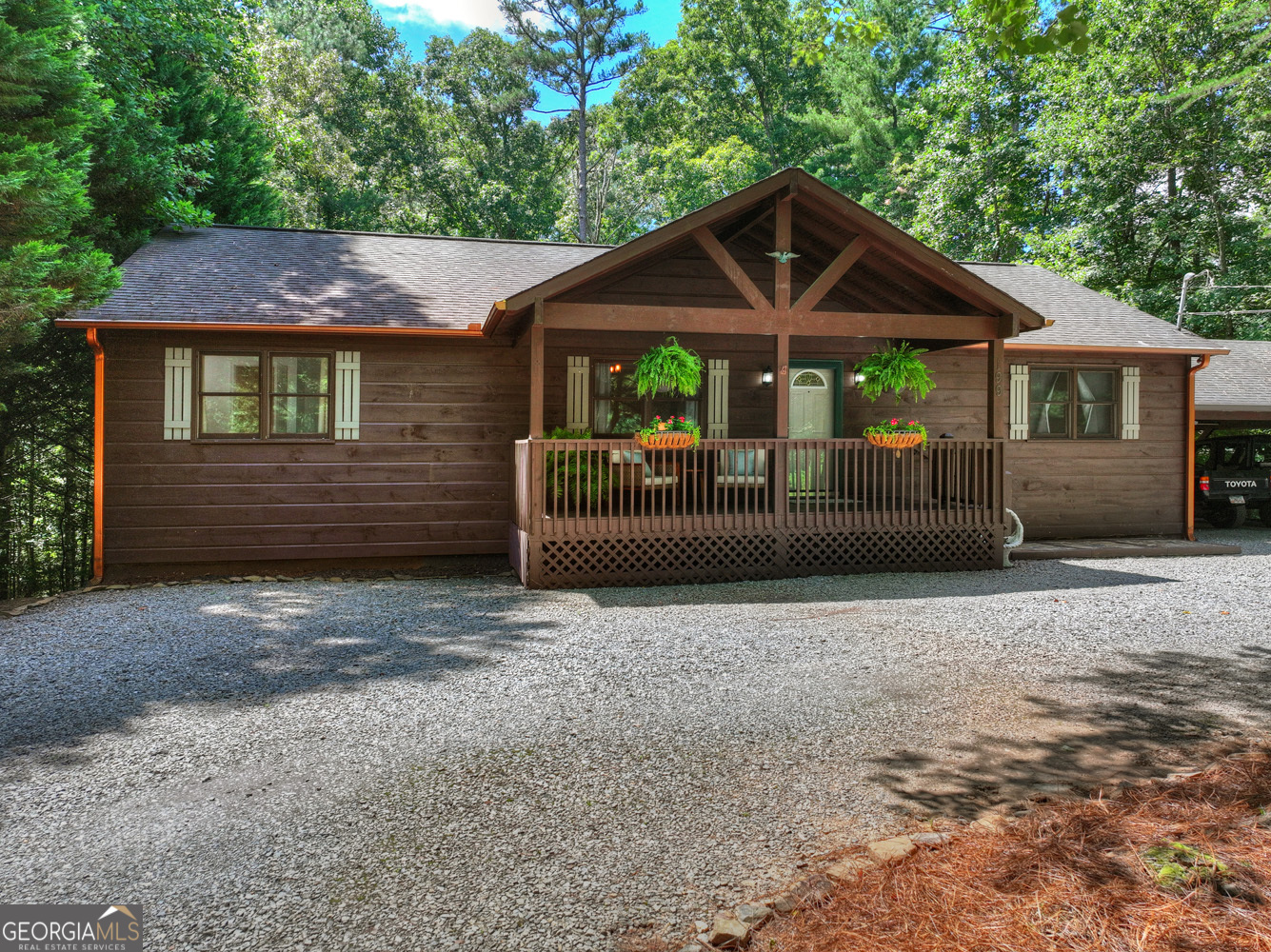 199 Hillsdale Drive Property Photo 1