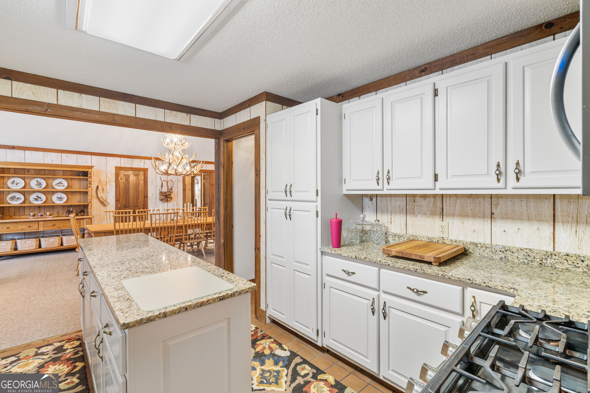354 Harrison Circle Property Photo 14