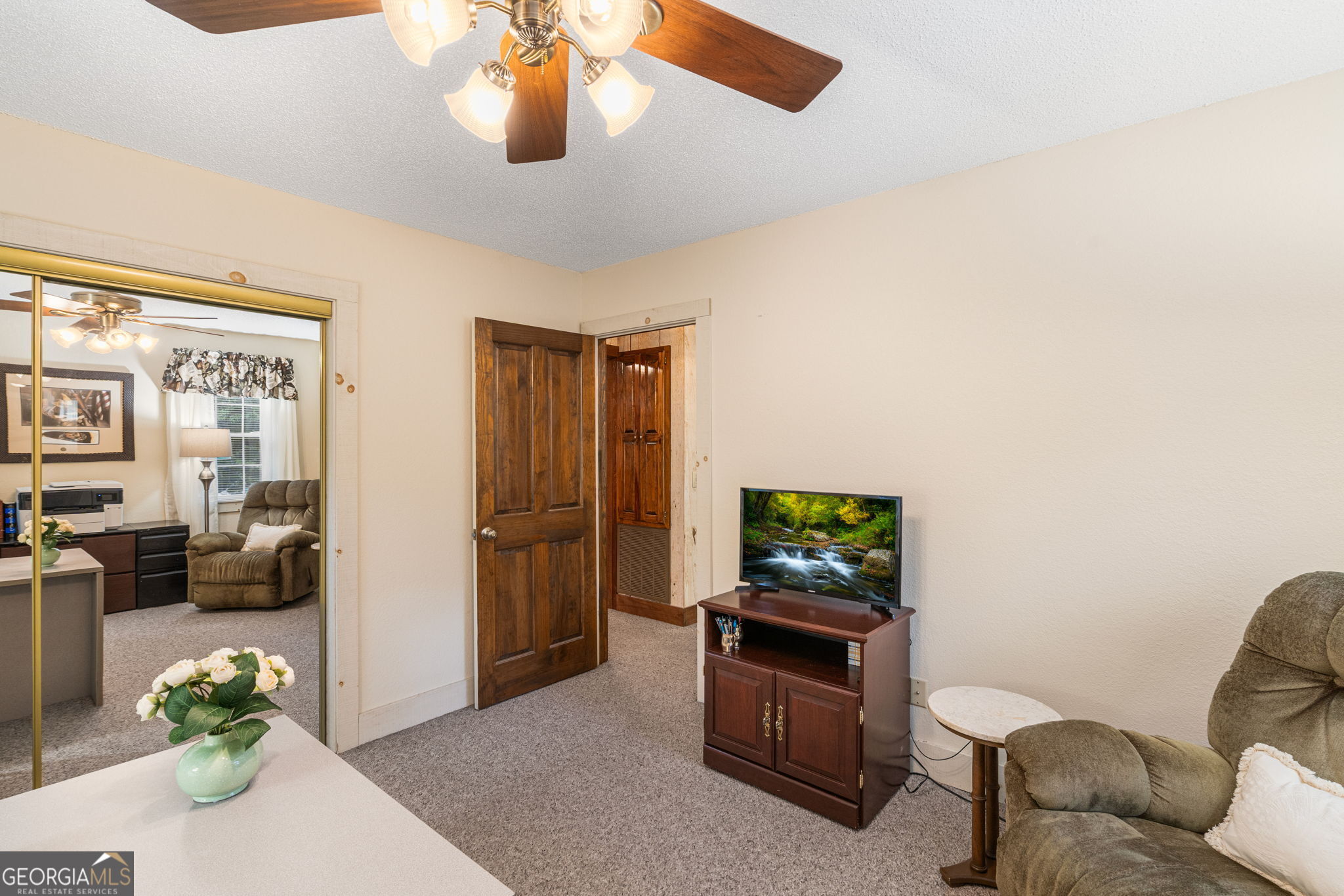 354 Harrison Circle Property Photo 18