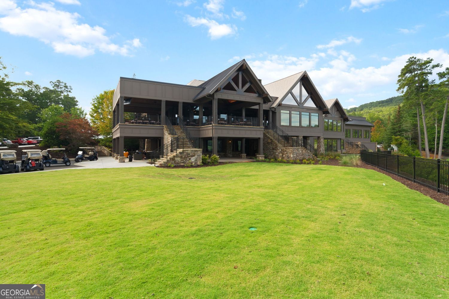 1095 Mcelroy Mountain Drive Property Photo 13